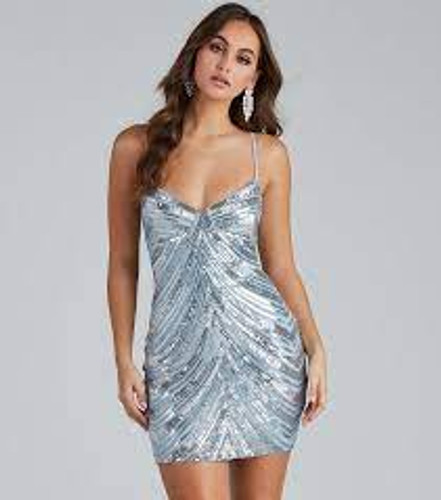 Discover the World of Fashion with Karanube: Your Destination for Chic Styles